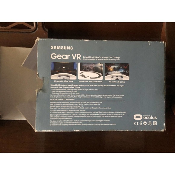 - Samsung SM-R322NZWAXAR Gear VR Headset - Frost White - Picture 5 of 5